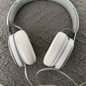Beats corded headphones